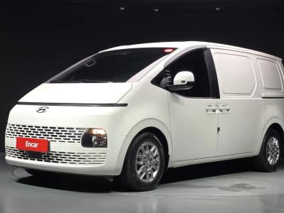 2022 Hyundai Staria