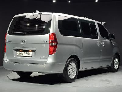 2021 Hyundai Starex