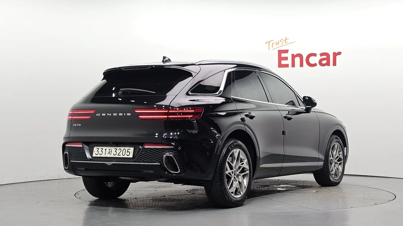 2023 Genesis GV70