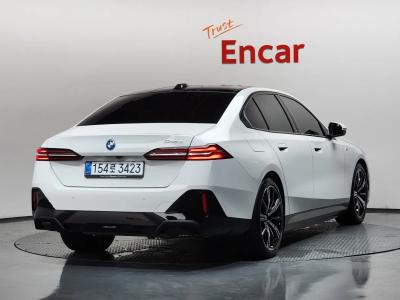 2025 BMW 5-Series