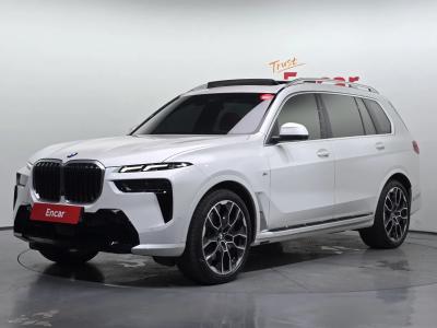 2025 BMW X7
