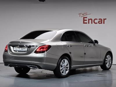 2020 Mercedes-Benz C-Class
