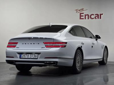 2022 Genesis G80