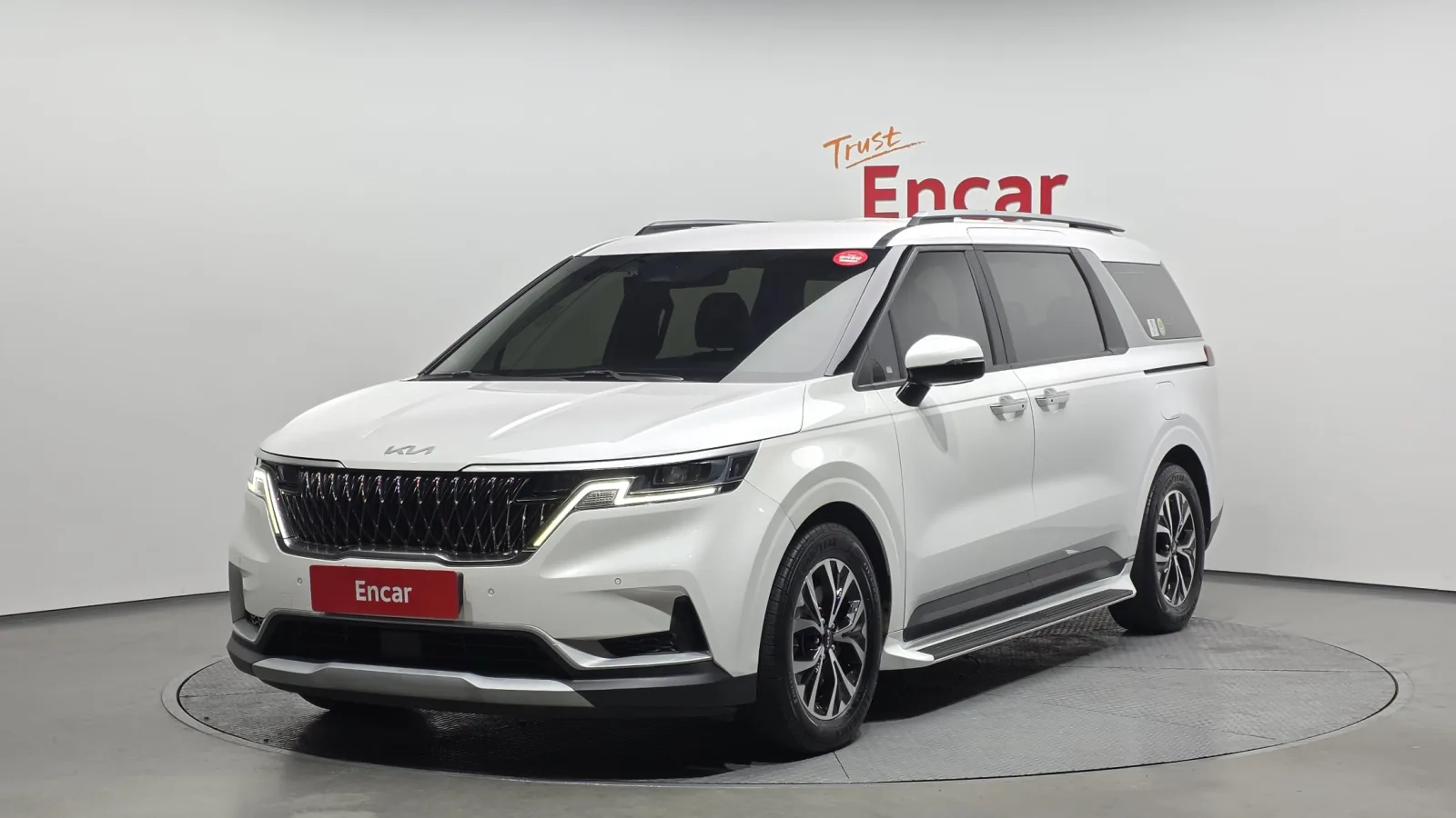 2023 Kia Carnival