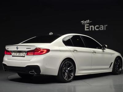 2017 BMW 5-Series