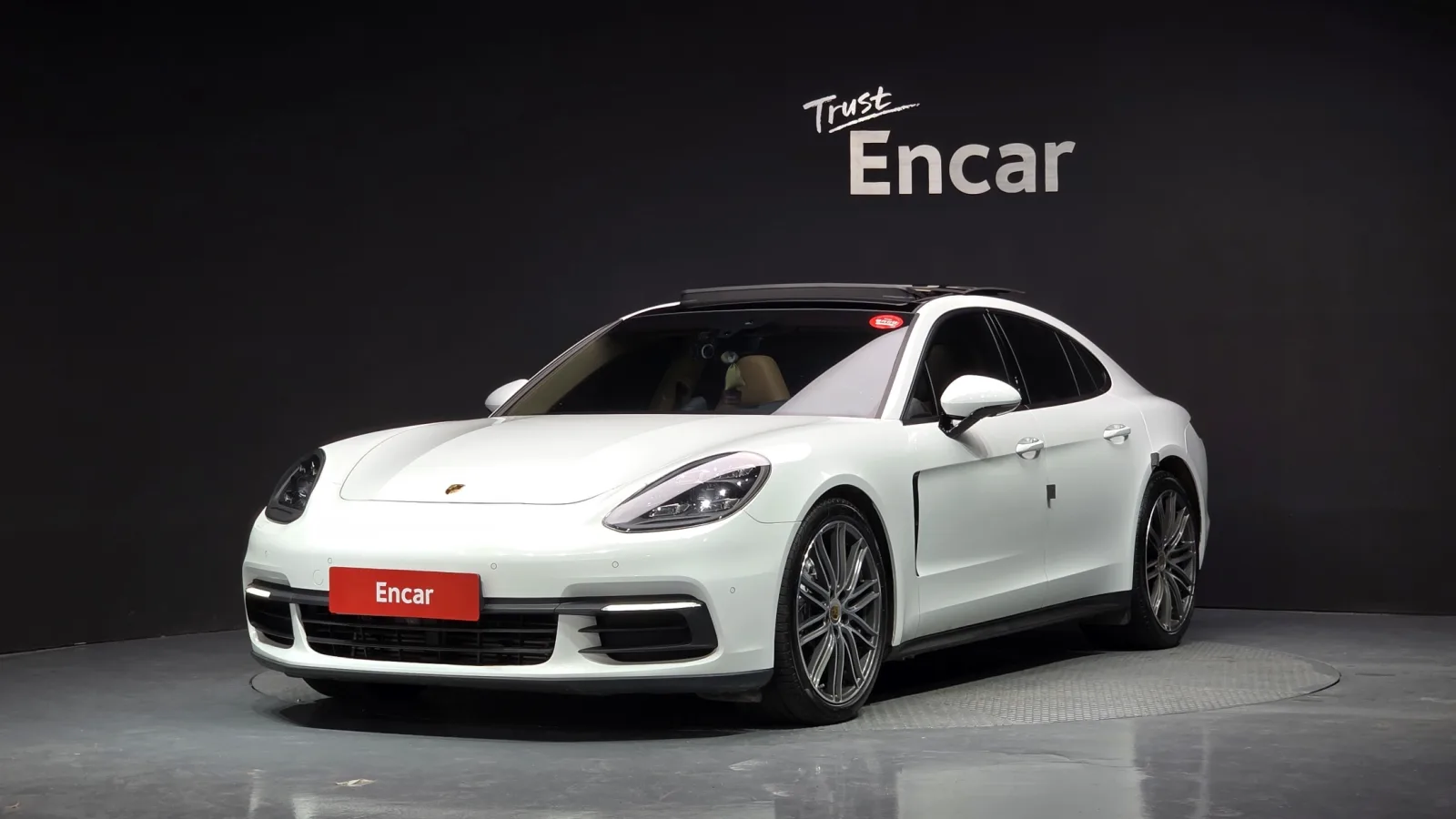 2020 Porsche Panamera