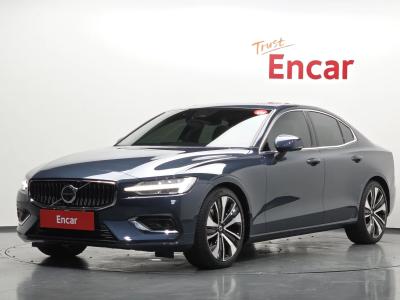2023 Volvo S60