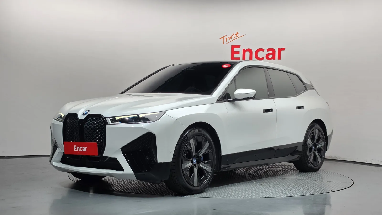 2023 BMW iX