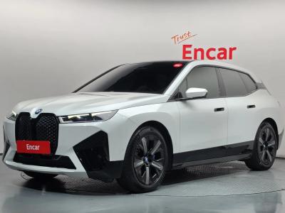 2023 BMW iX
