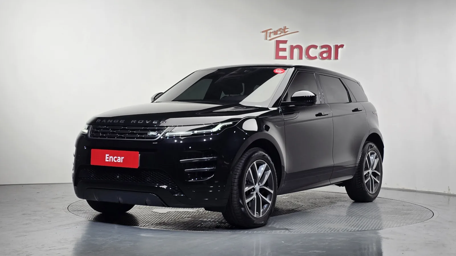 2026 Land Rover Range Rover Evoque