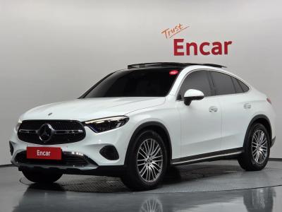 2025 Mercedes-Benz GLC-Class