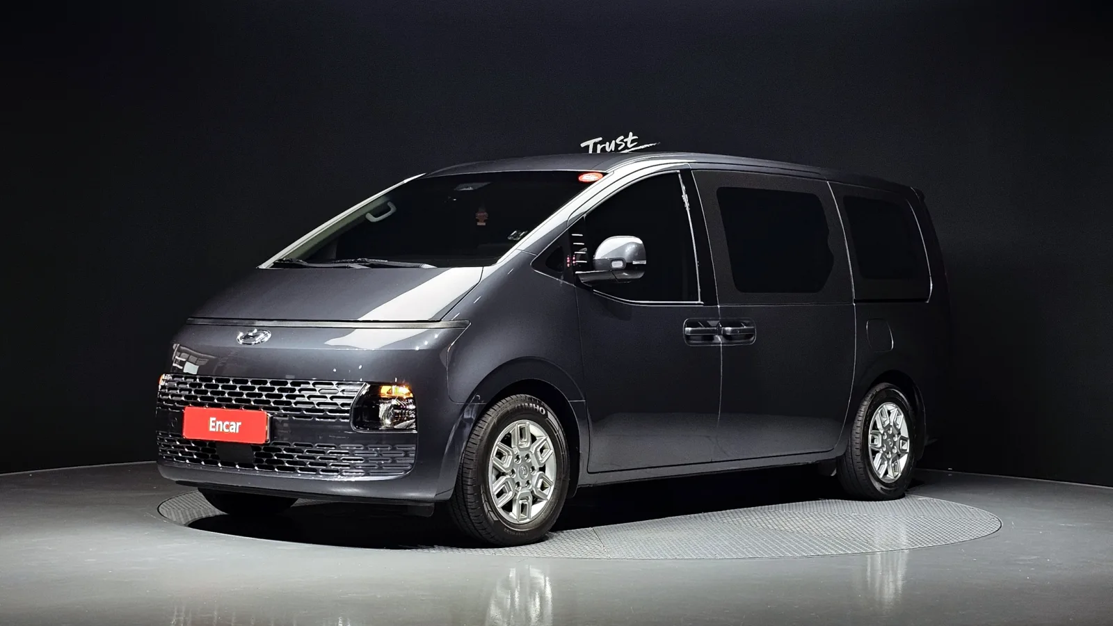 2023 Hyundai Staria