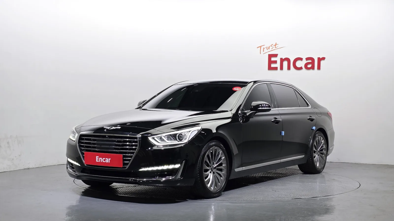 2016 Genesis EQ900