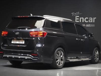 2019 Kia Carnival