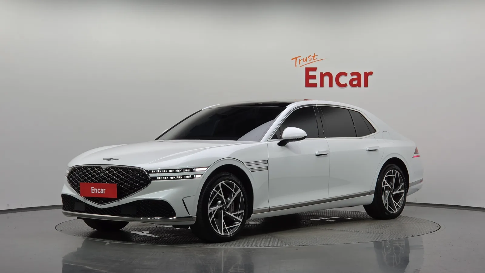 2022 Genesis G90