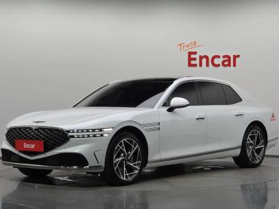 2022 Genesis G90