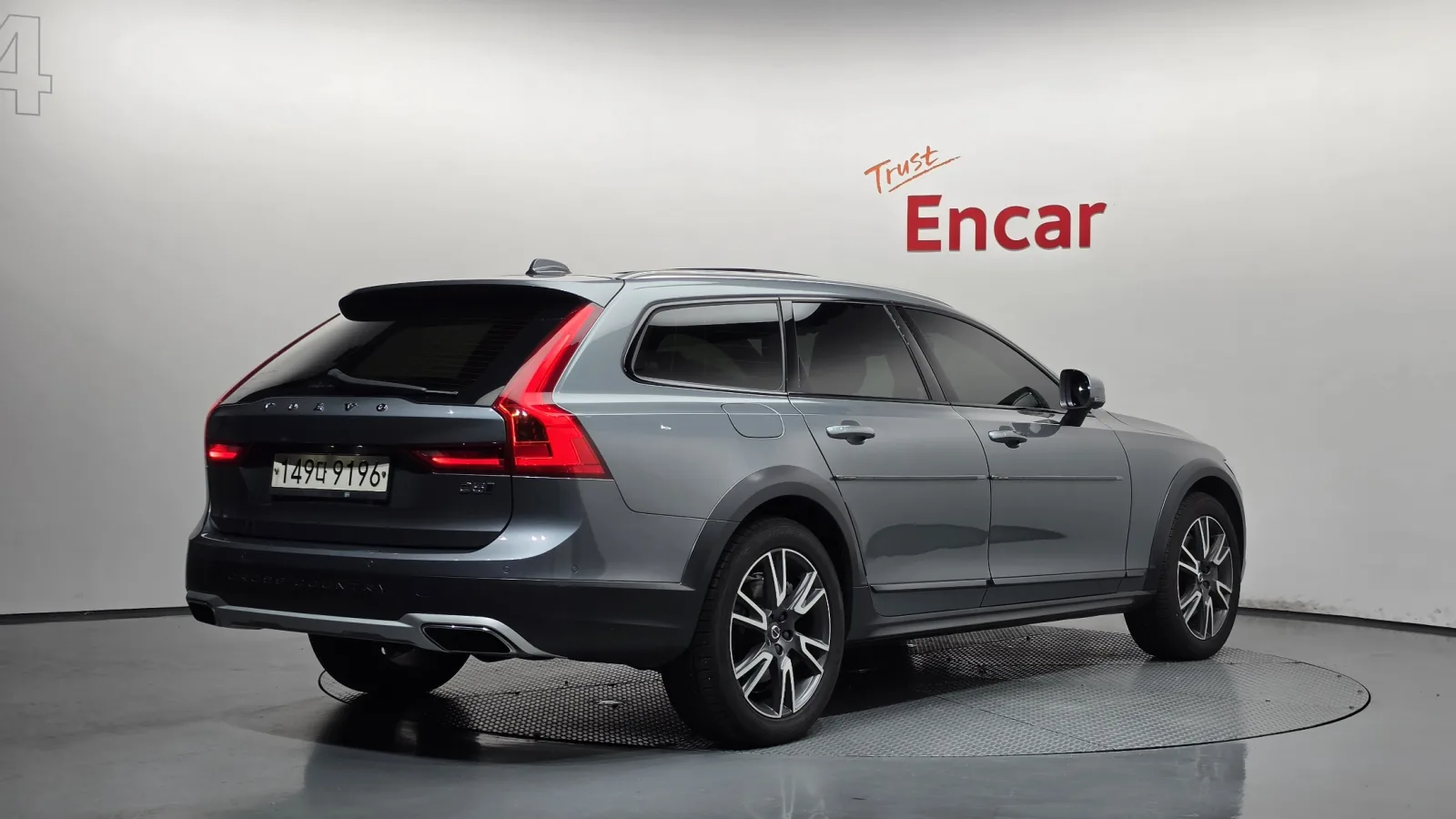 2019 Volvo V90