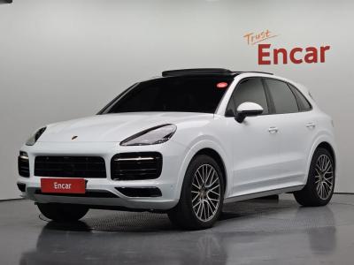 Porsche Cayenne 2023