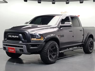 Pick-up Dodge Ram 2015