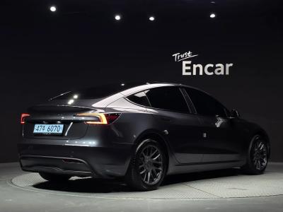 2024 Tesla Model 3