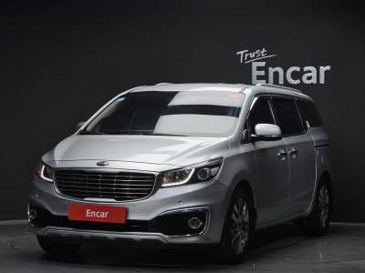 2015 Kia Carnival