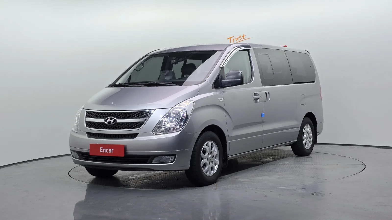 2013 Hyundai Starex
