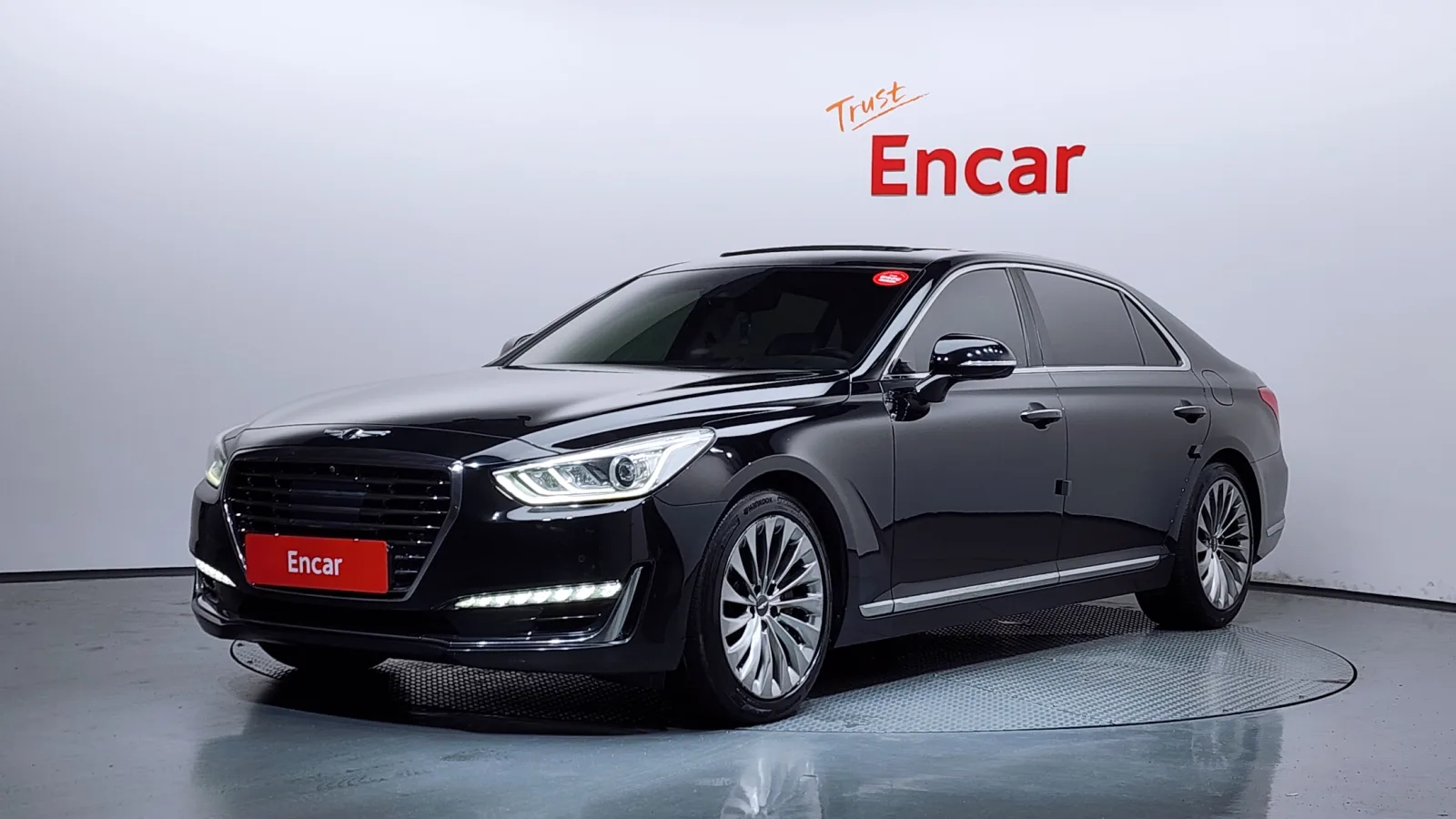 2016 Genesis EQ900