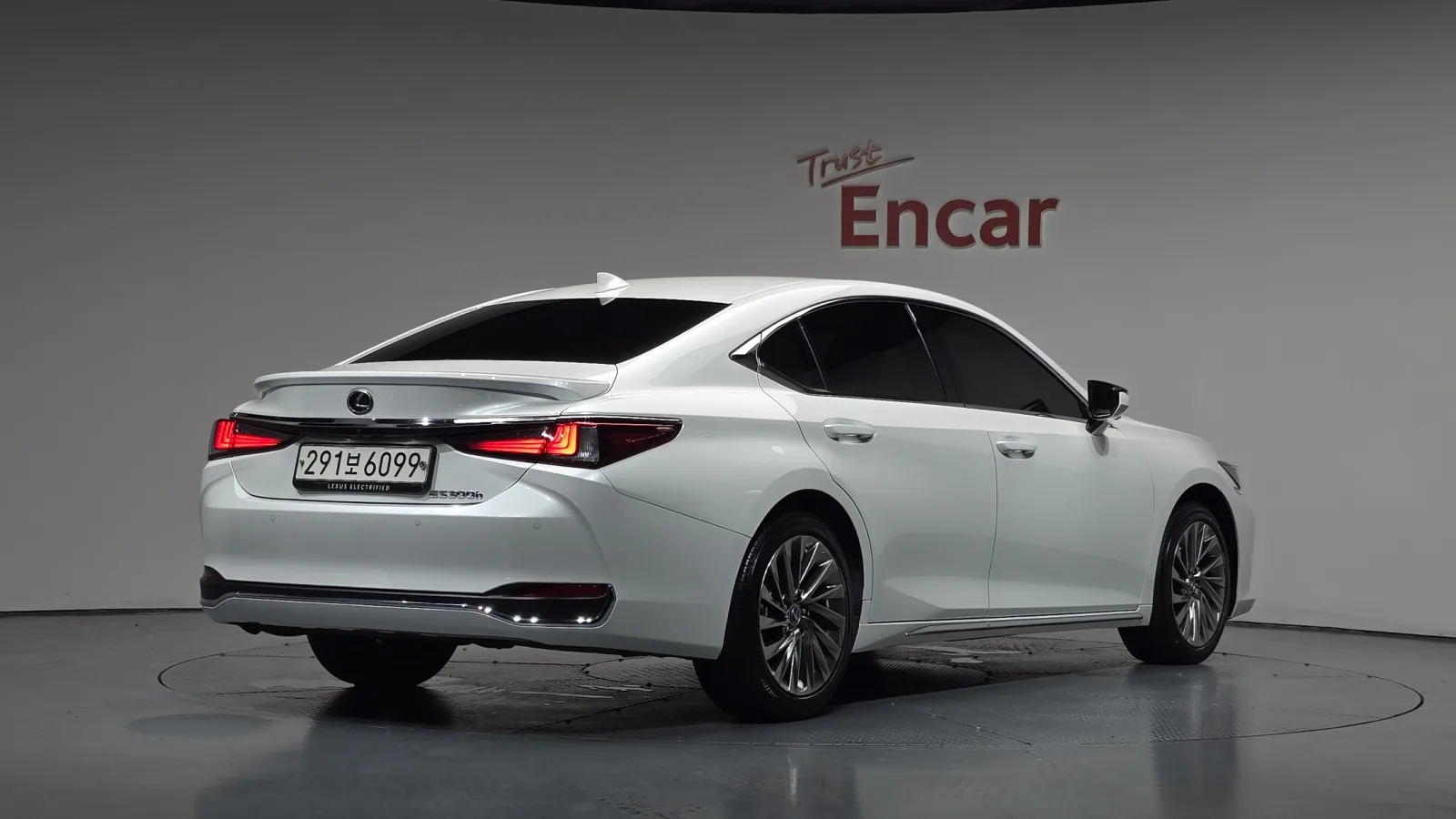 2026 Lexus ES