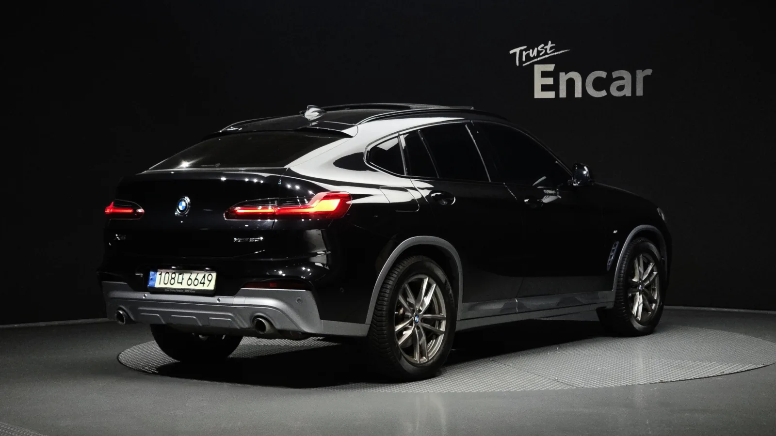 2021 BMW X4