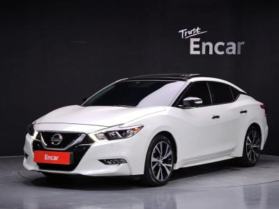 2018 Nissan Maxima
