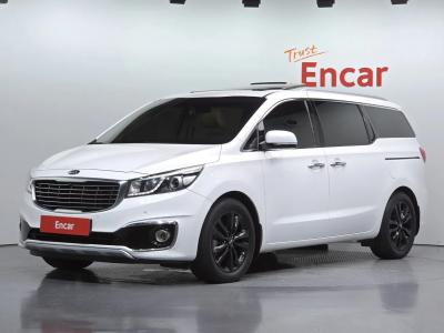 2015 Kia Carnival