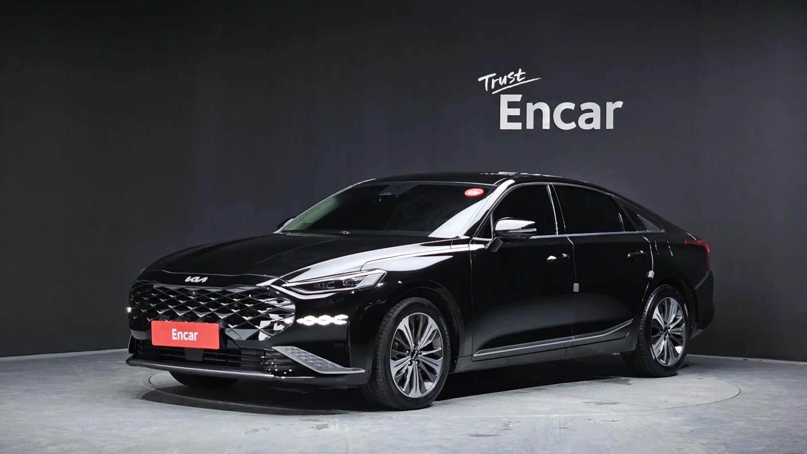 2023 Kia K8