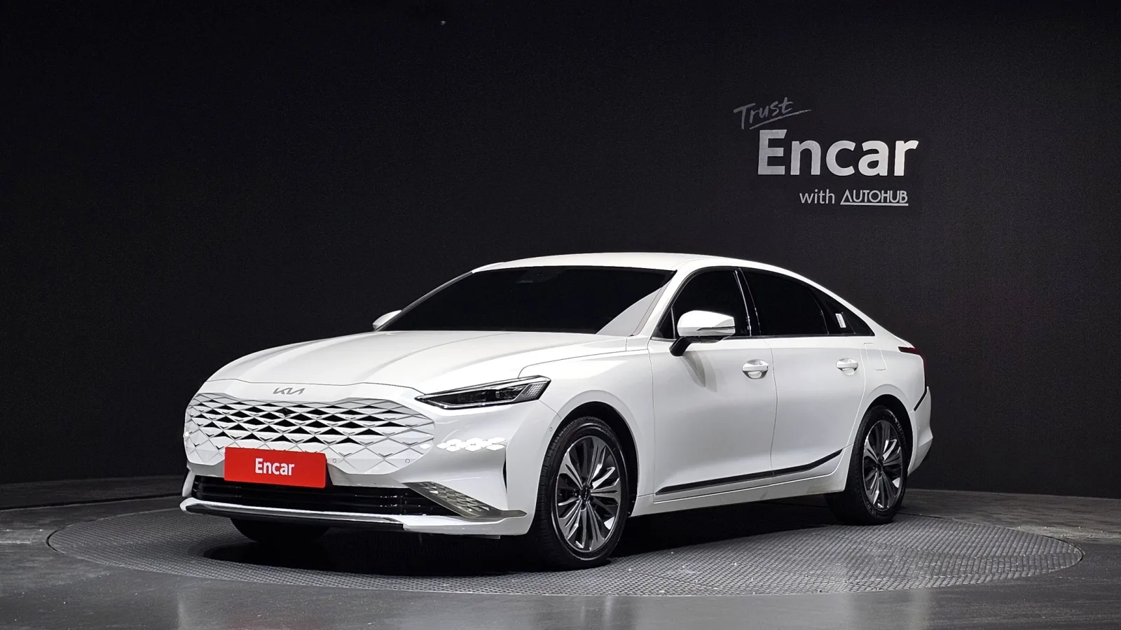 2023 Kia K8