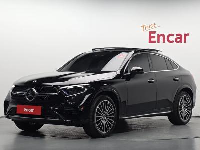 2025 Mercedes-Benz GLC-Class
