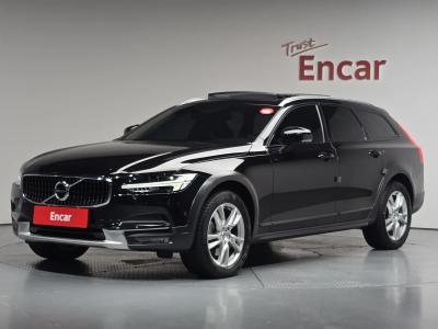 2018 Volvo V90