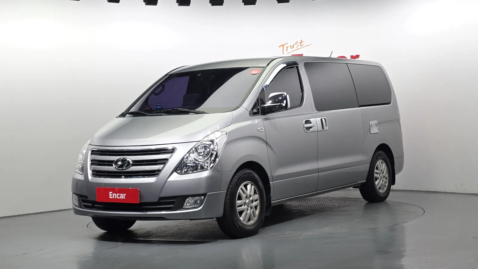 2016 Hyundai Starex