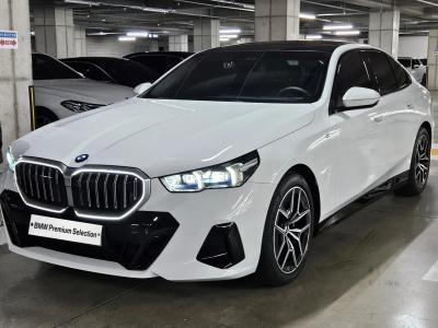 2025 BMW 5-Series