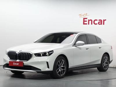 2025 BMW 5-Series