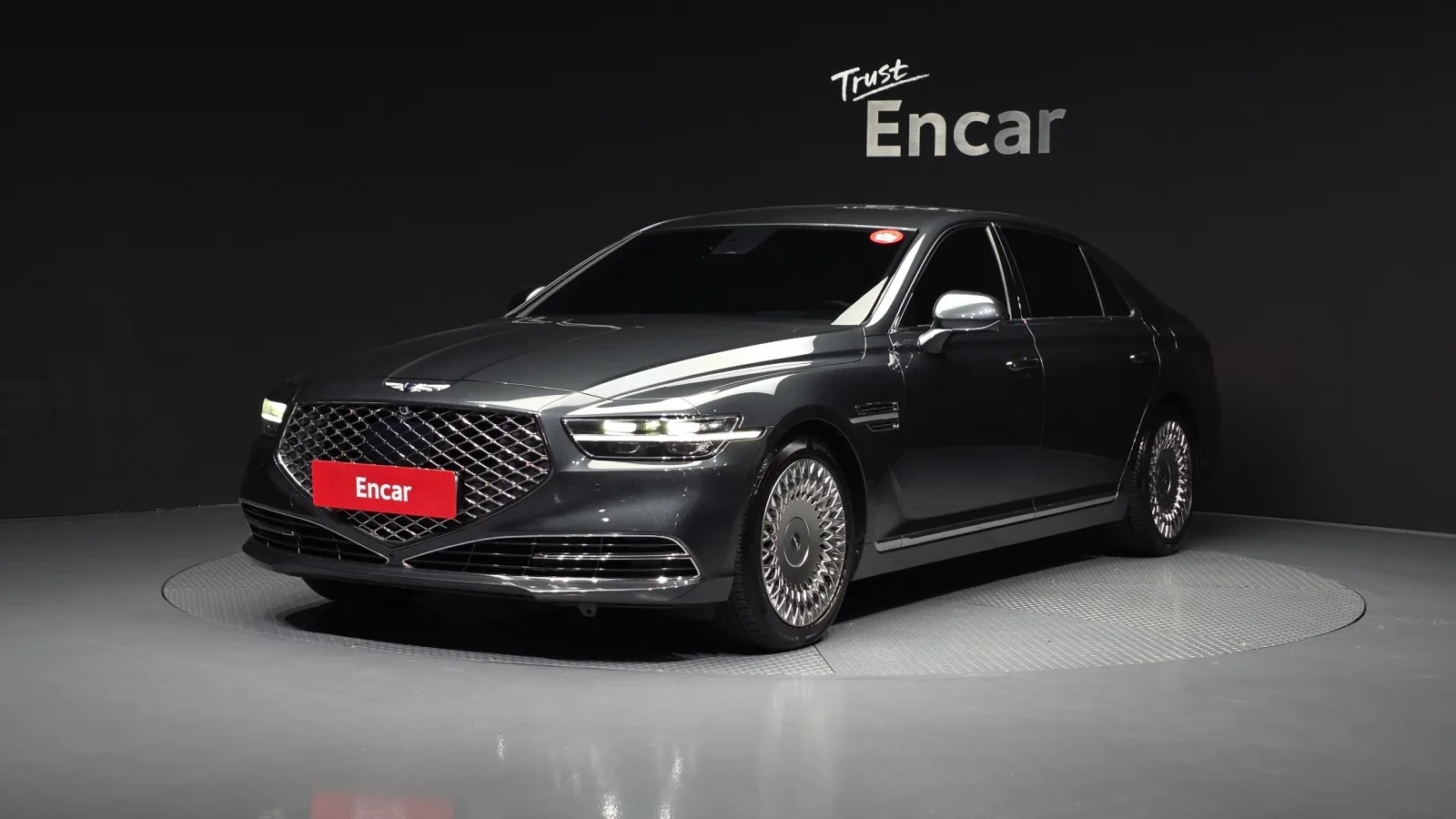 2021 Genesis G90