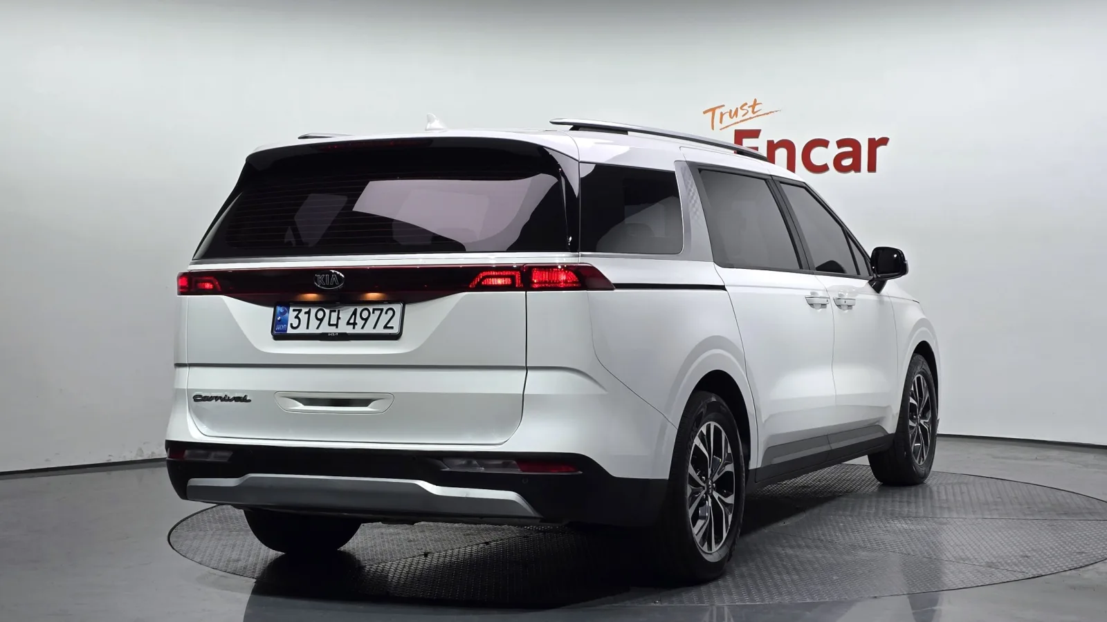 2021 Kia Carnival