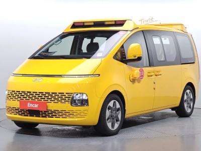 2025 Hyundai Staria