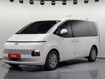 2022 Hyundai Staria