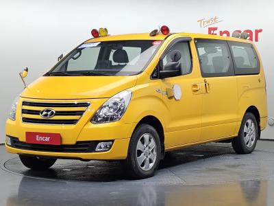 2016 Hyundai Starex
