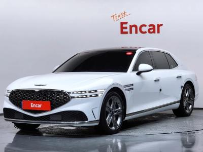 2022 Genesis G90