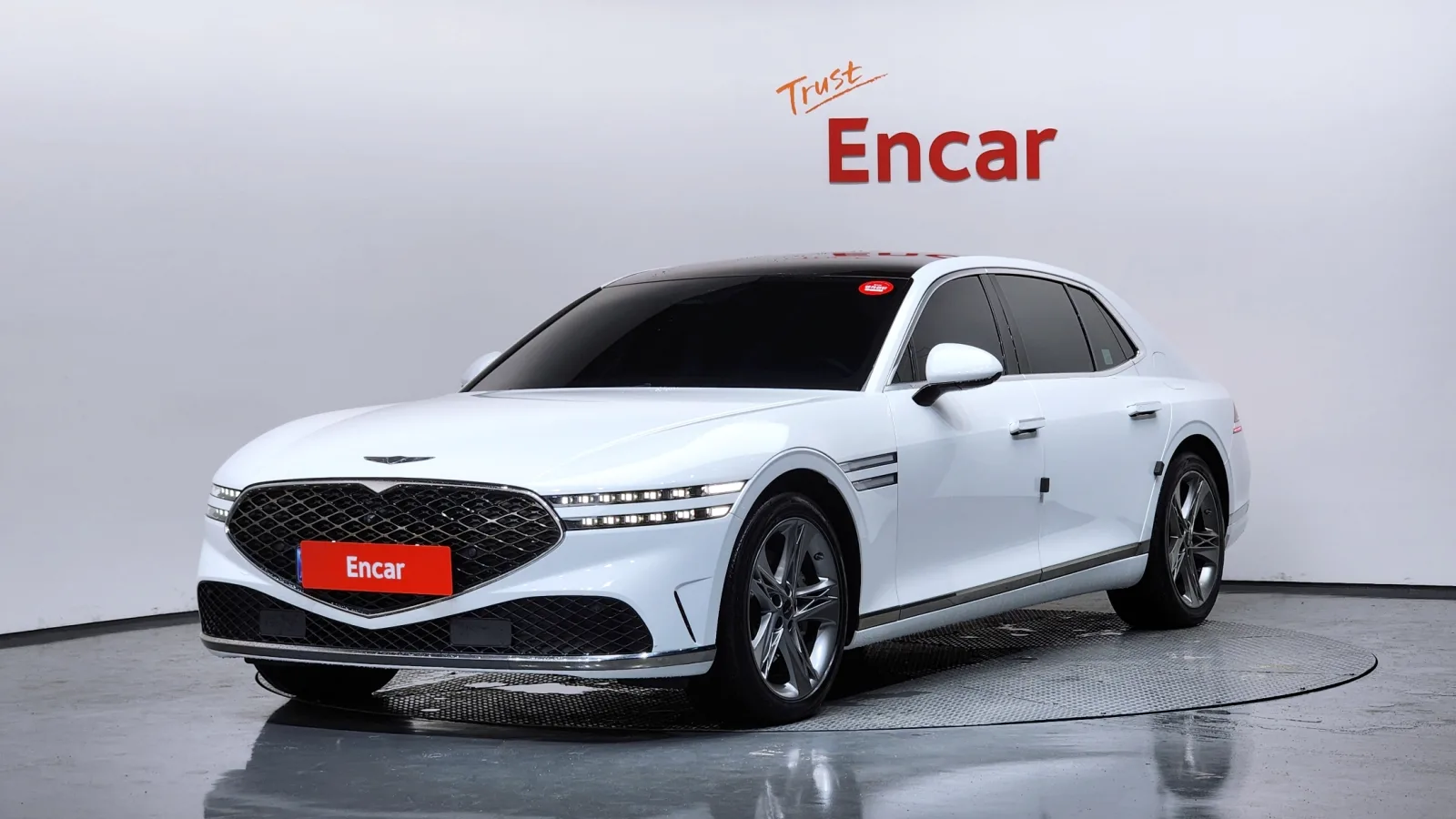 2022 Genesis G90