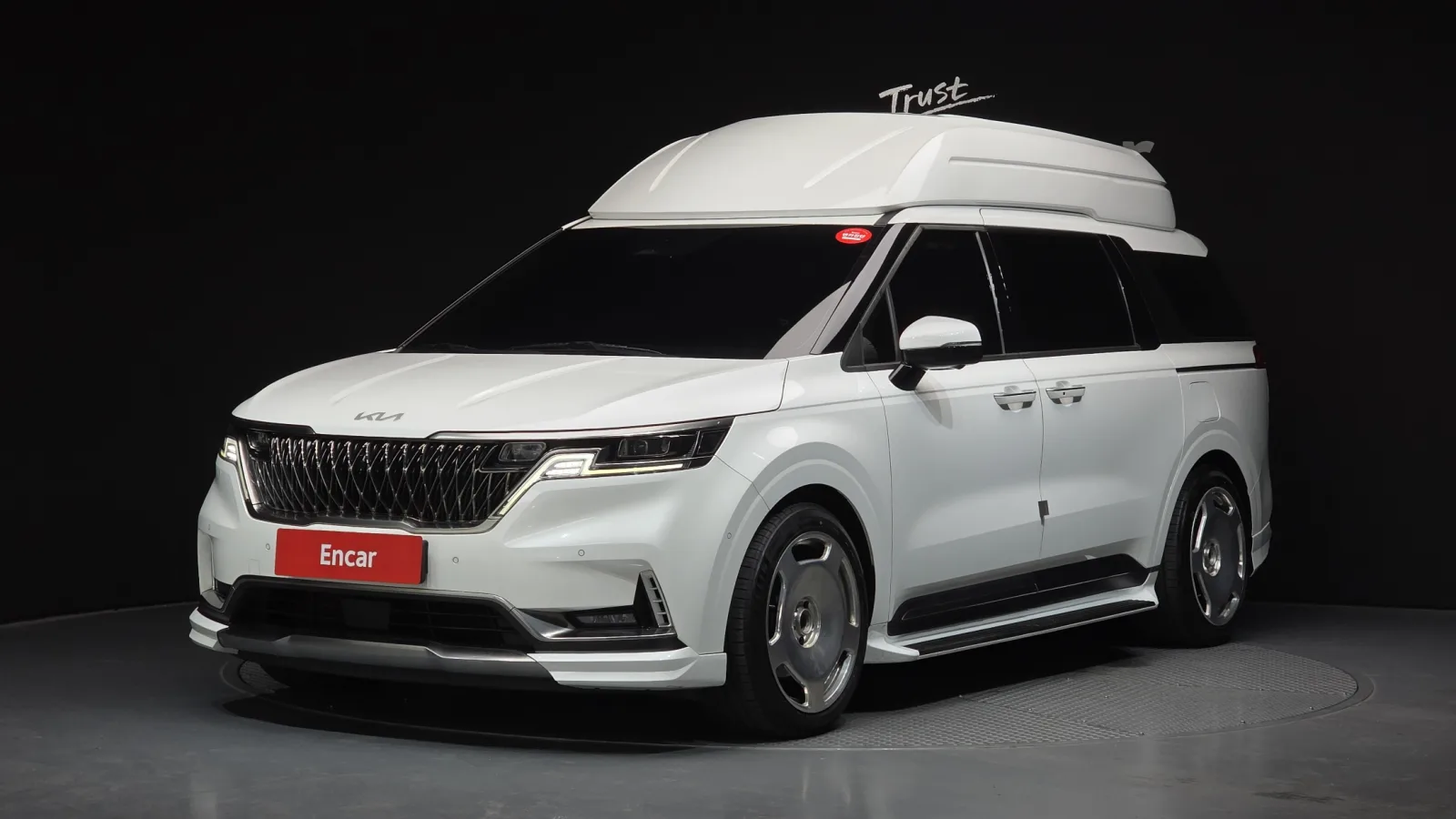 2023 Kia Carnival