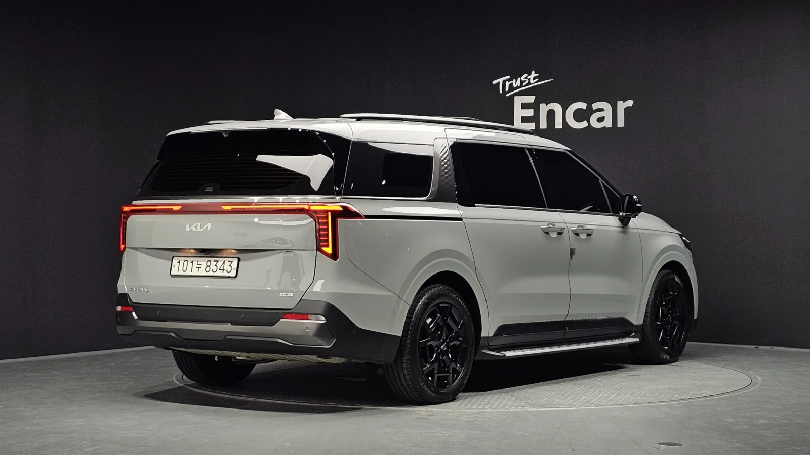 2025 Kia Carnival