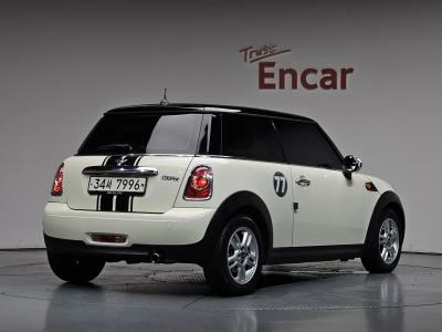2013 MINI Cooper