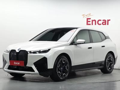 2022 BMW iX