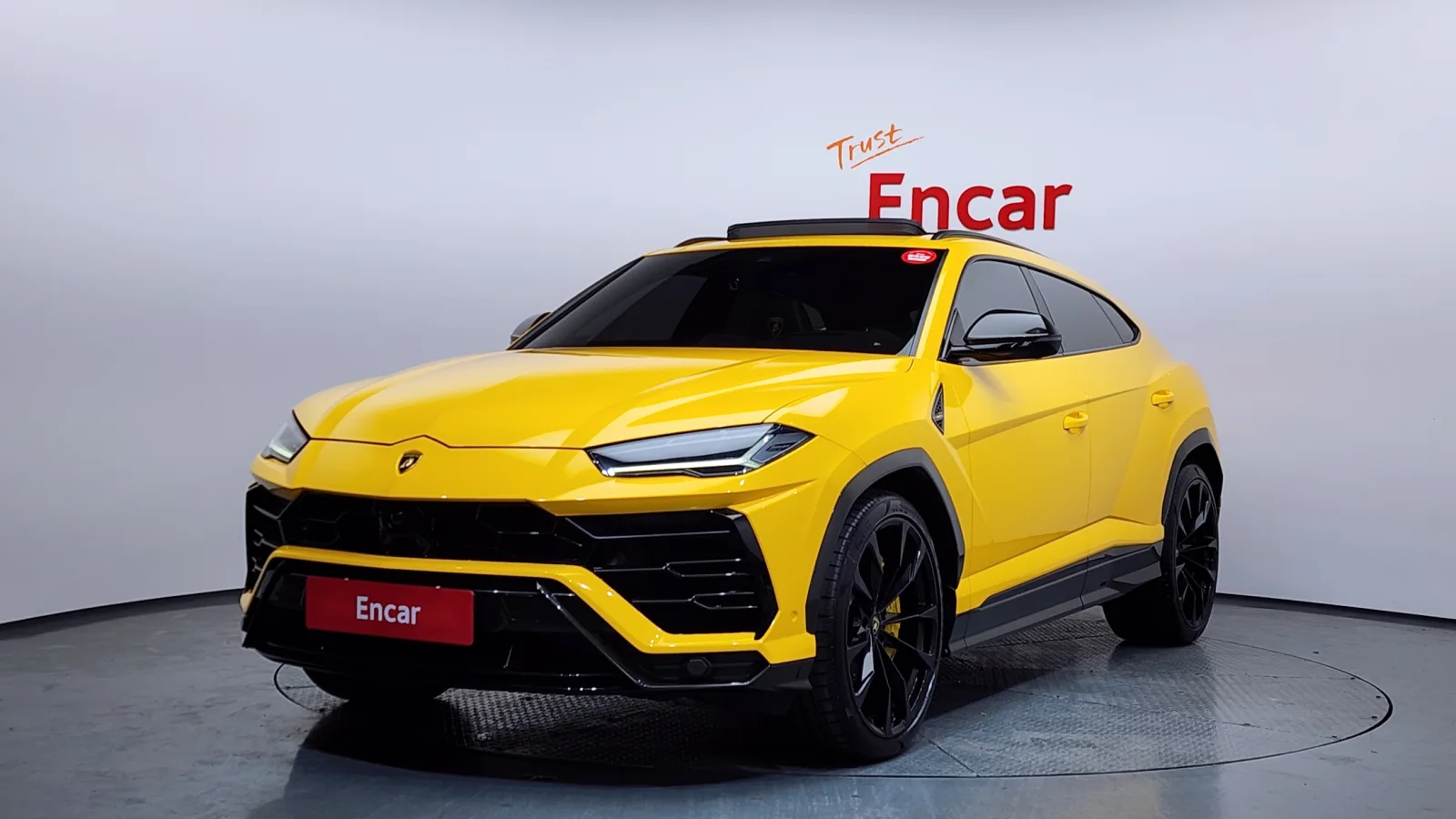 2020 Lamborghini Urus